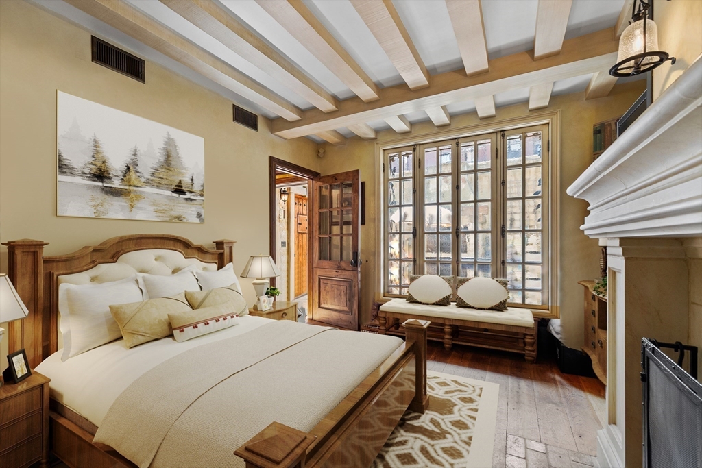 359 Beacon St 2
