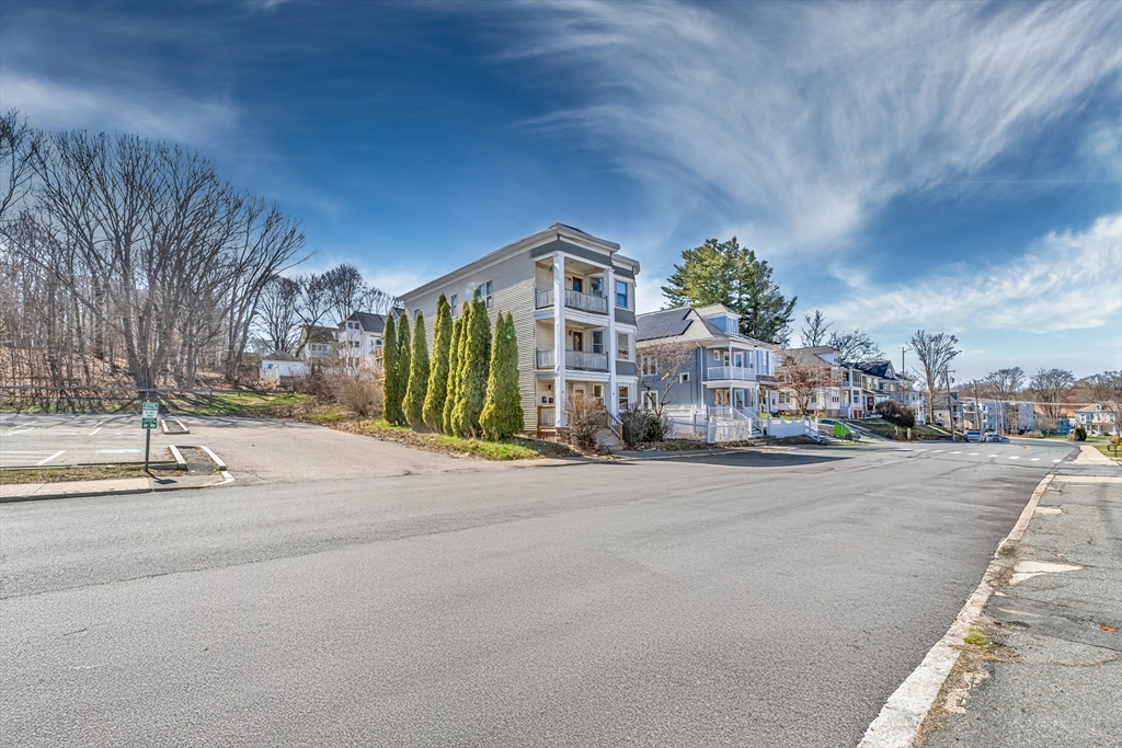 92 Blaisdell St 2