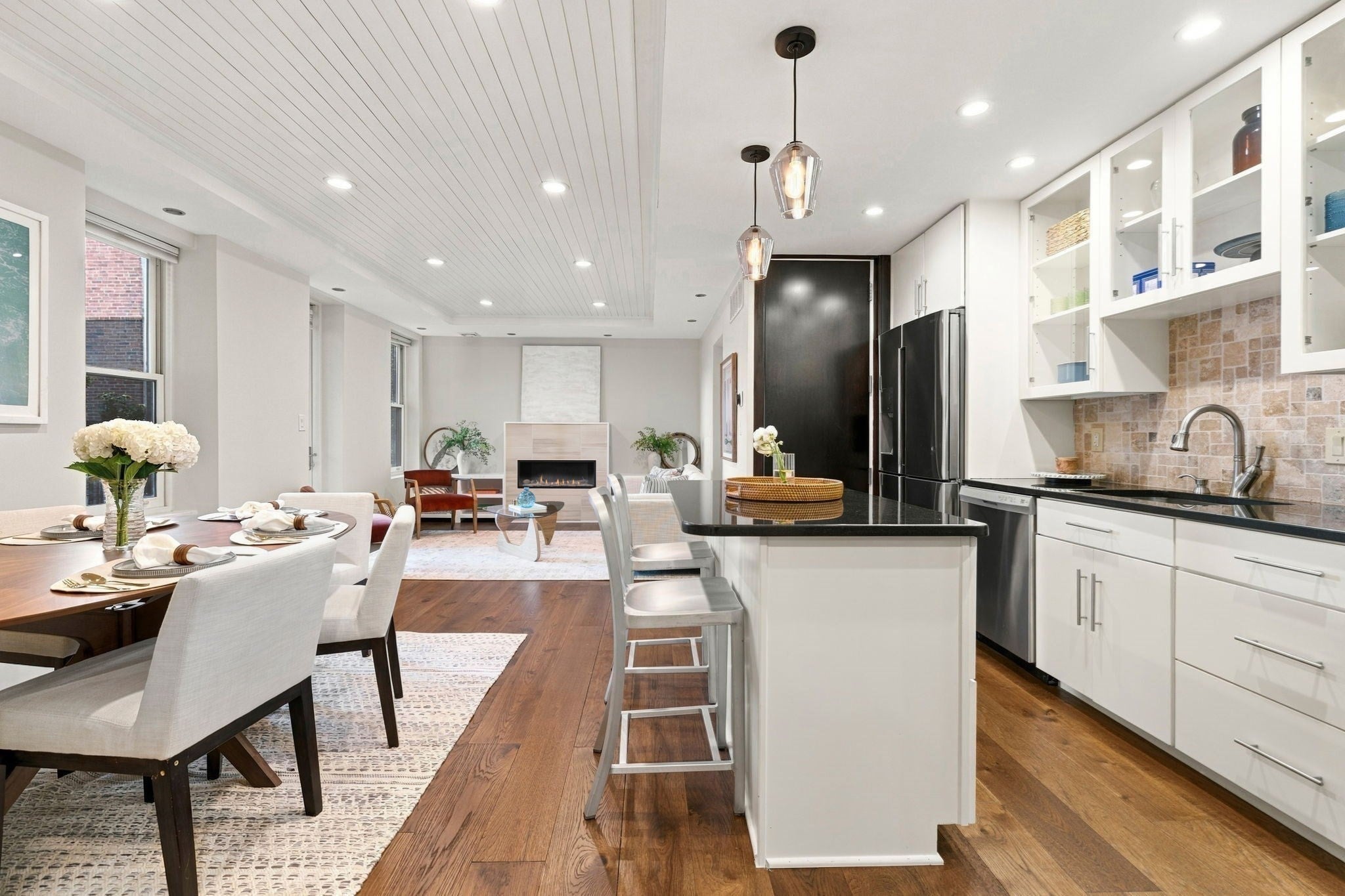 15 Warren Ave