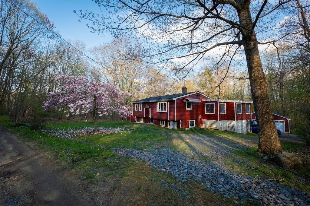 8 Adams Rd