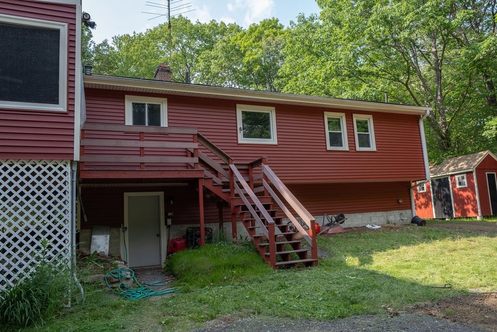 8 Adams Rd