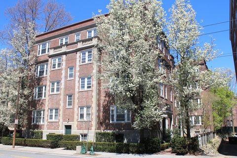 Photo of 31 Concord Ave #11, Cambridge, MA 02138 (MLS # 73511174)