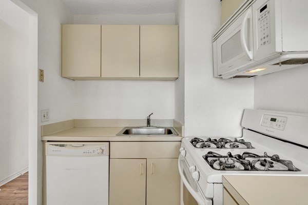 44 Washington St #1103, Brookline, MA Photo #7