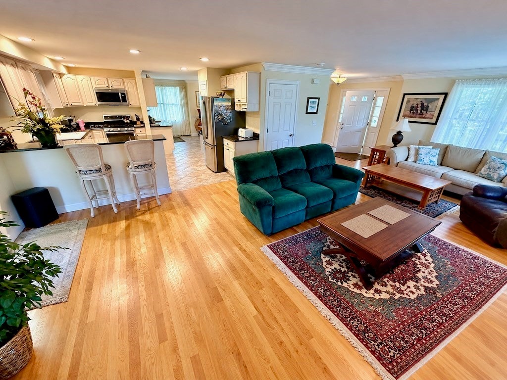 18 Louis Ave, Dennis, MA, 18 Louis Ave, Dennis, MA Photo #5