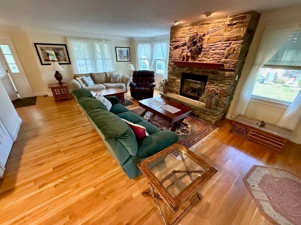 18 Louis Ave, Dennis, MA, 18 Louis Ave, Dennis, MA Photo #6