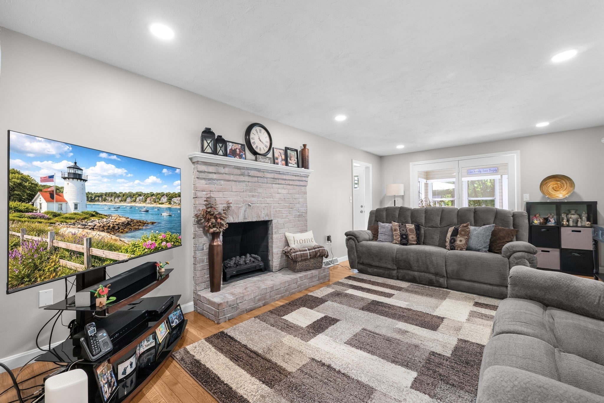 43 Fieldcrest Drive, East Bridgewater, MA Photo #7