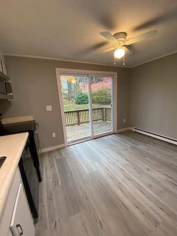 270 Sunderland Rd 37