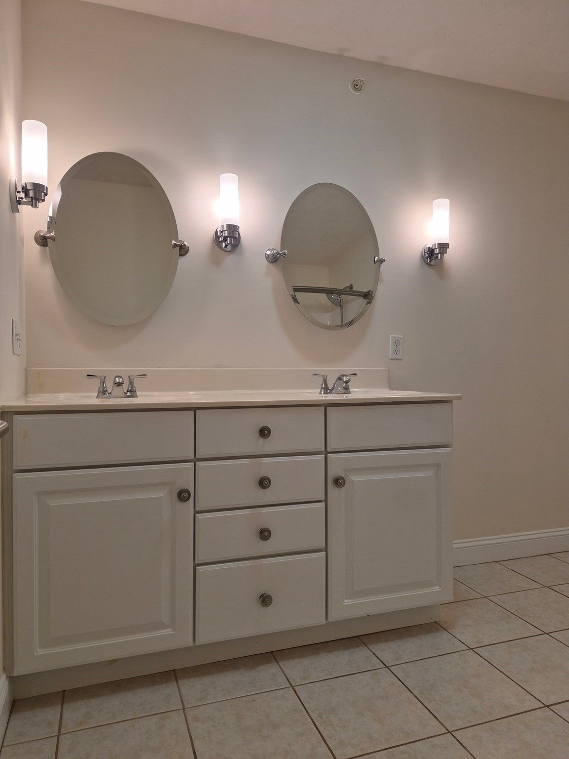 3 Jacklyn Dr #2, Lunenburg, MA, 3 Jacklyn Dr #2, Lunenburg, MA Photo #19