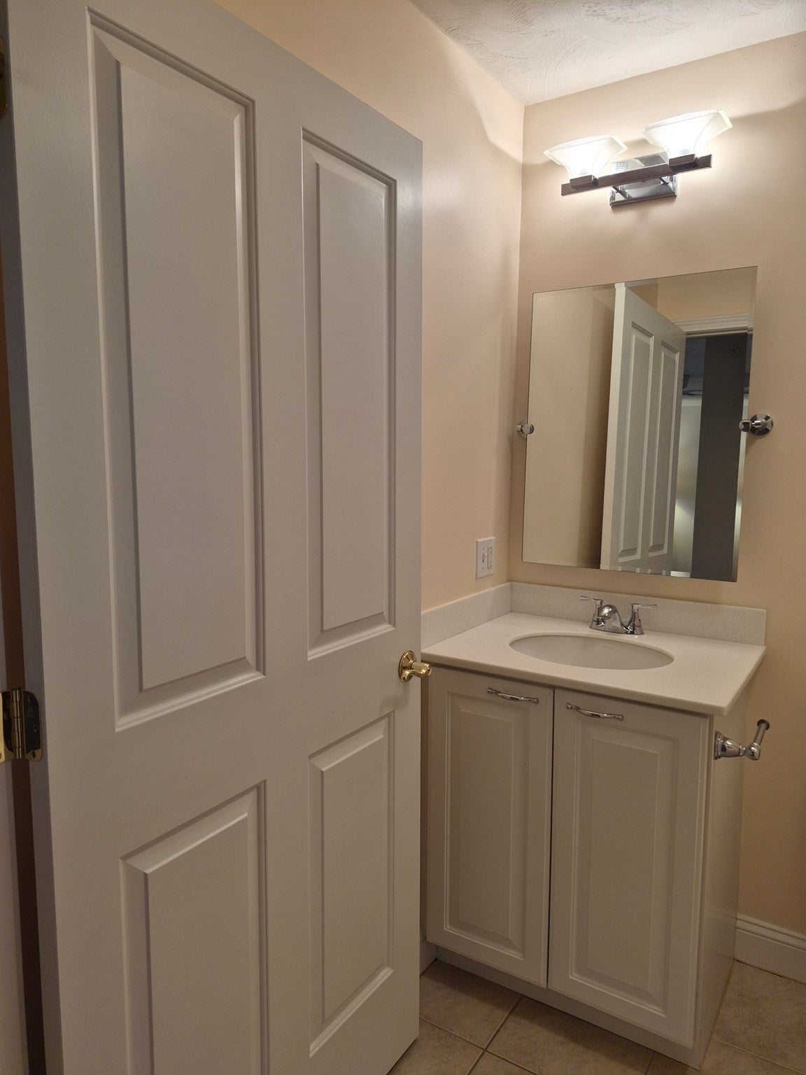 3 Jacklyn Dr #2, Lunenburg, MA, 3 Jacklyn Dr #2, Lunenburg, MA Photo #12