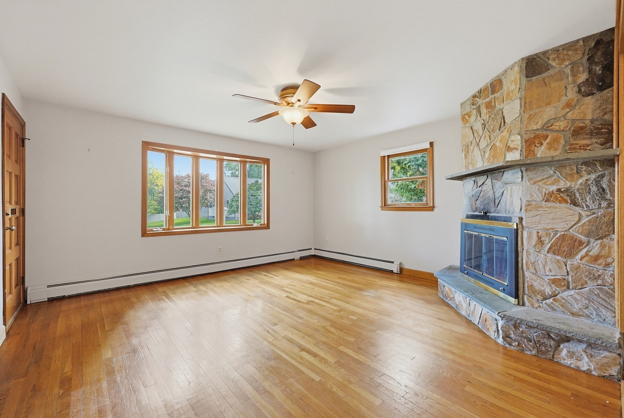 51 Robin Lane, Somerset, MA, 51 Robin Lane, Somerset, MA Photo #8