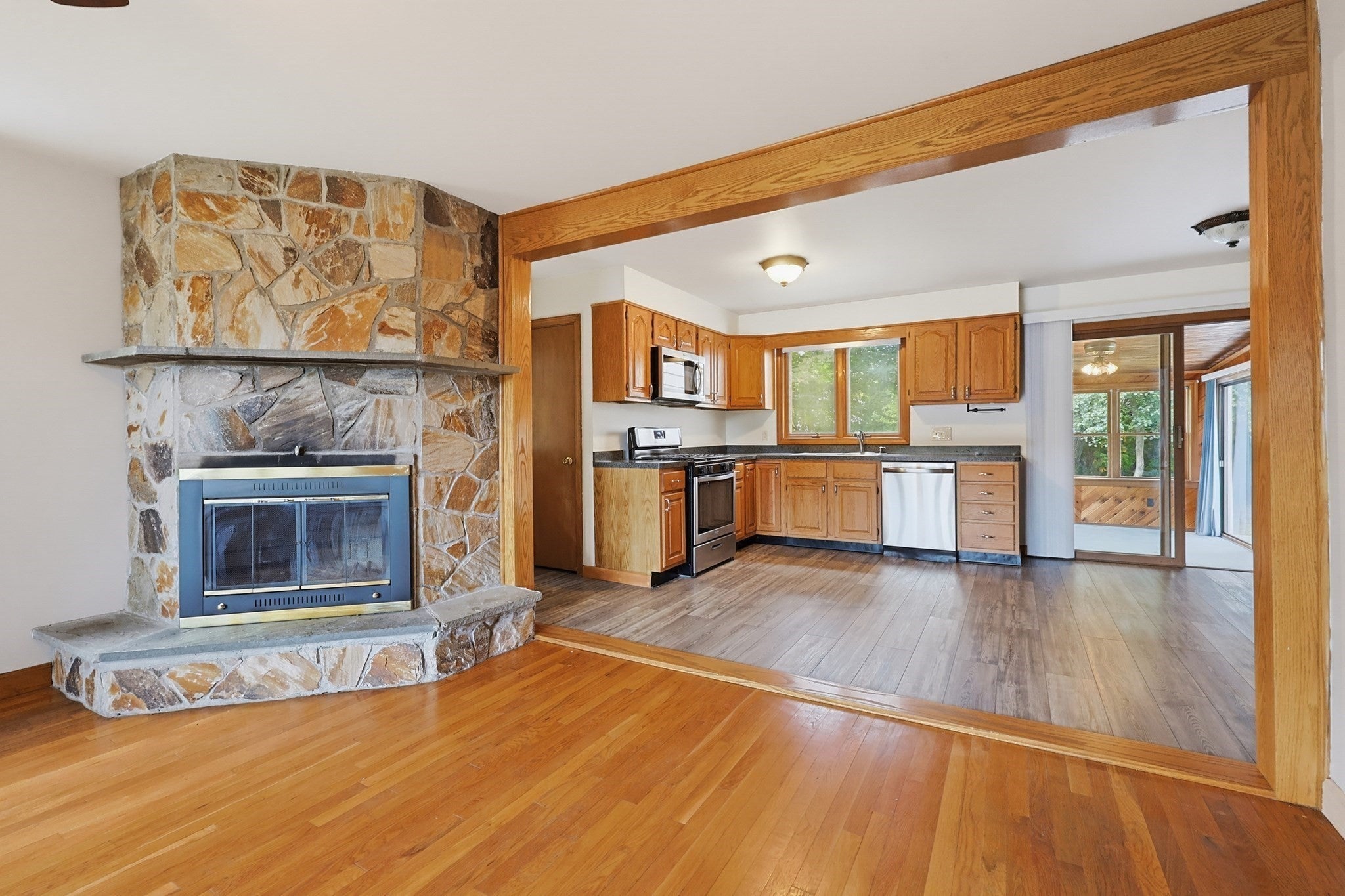 51 Robin Lane, Somerset, MA, 51 Robin Lane, Somerset, MA Photo #10