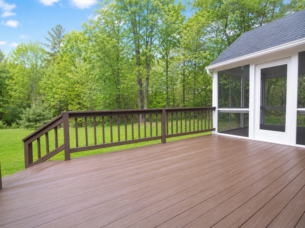 28 Stetson Dr