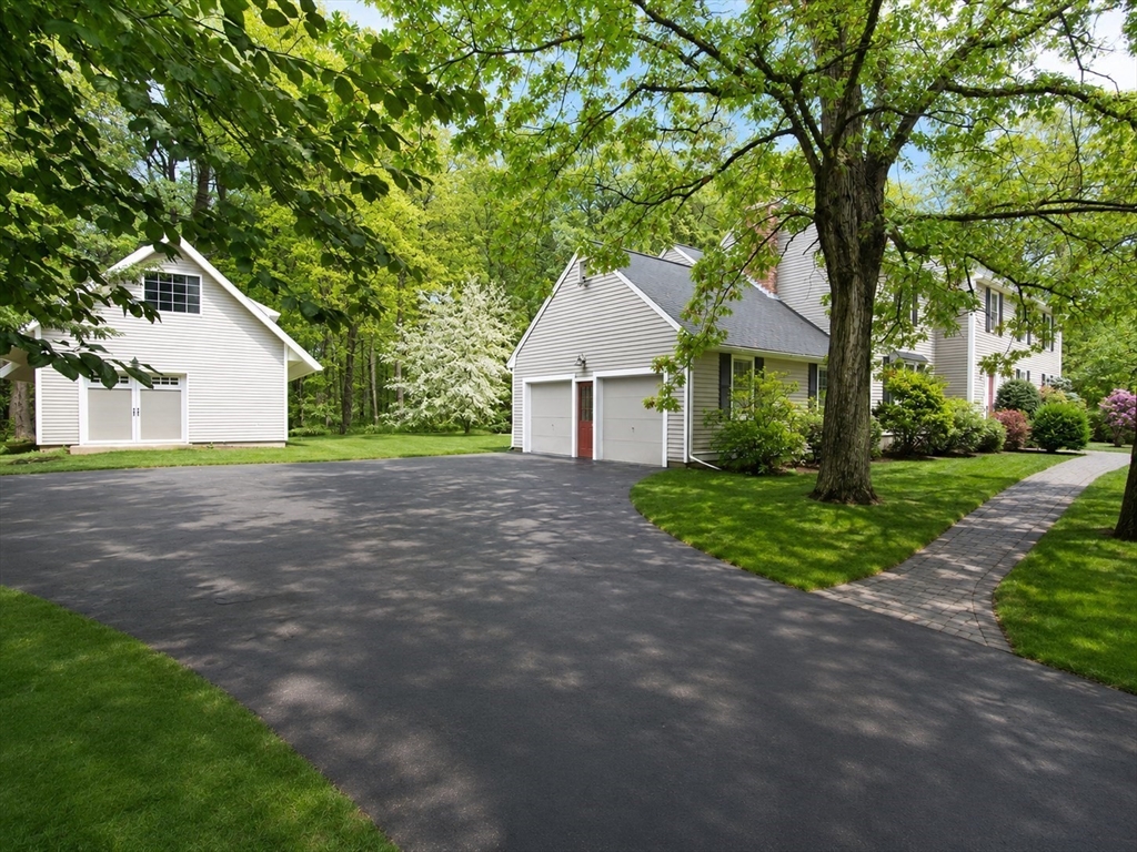 28 Stetson Dr