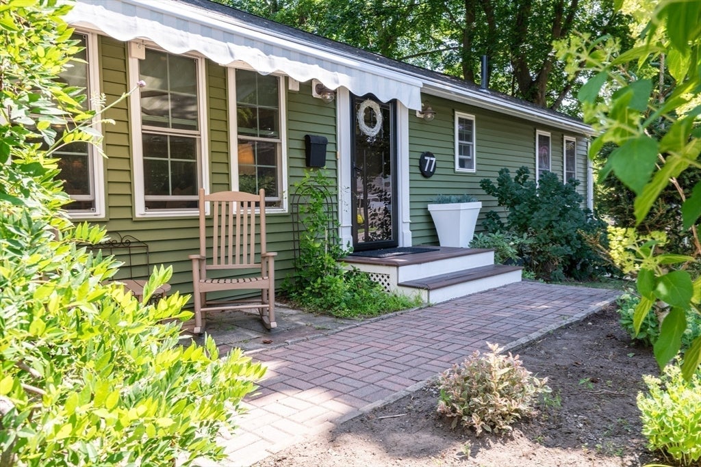 77 Washington St, Stoneham, MA, 77 Washington St, Stoneham, MA Photo #3