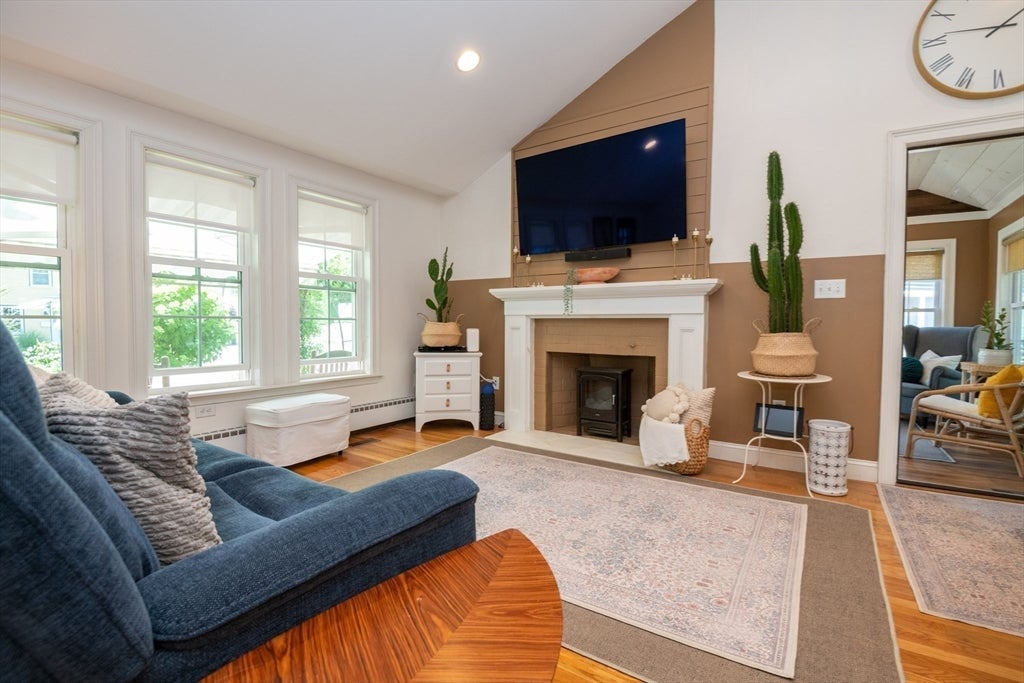 77 Washington St, Stoneham, MA, 77 Washington St, Stoneham, MA Photo #23