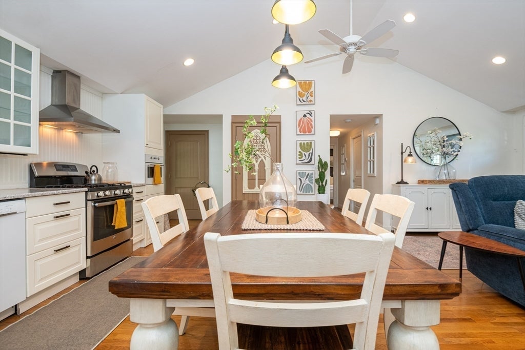 77 Washington St, Stoneham, MA, 77 Washington St, Stoneham, MA Photo #15
