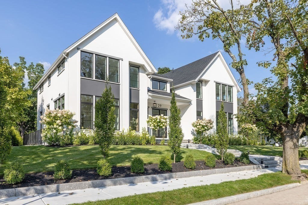 29 Montclair Rd