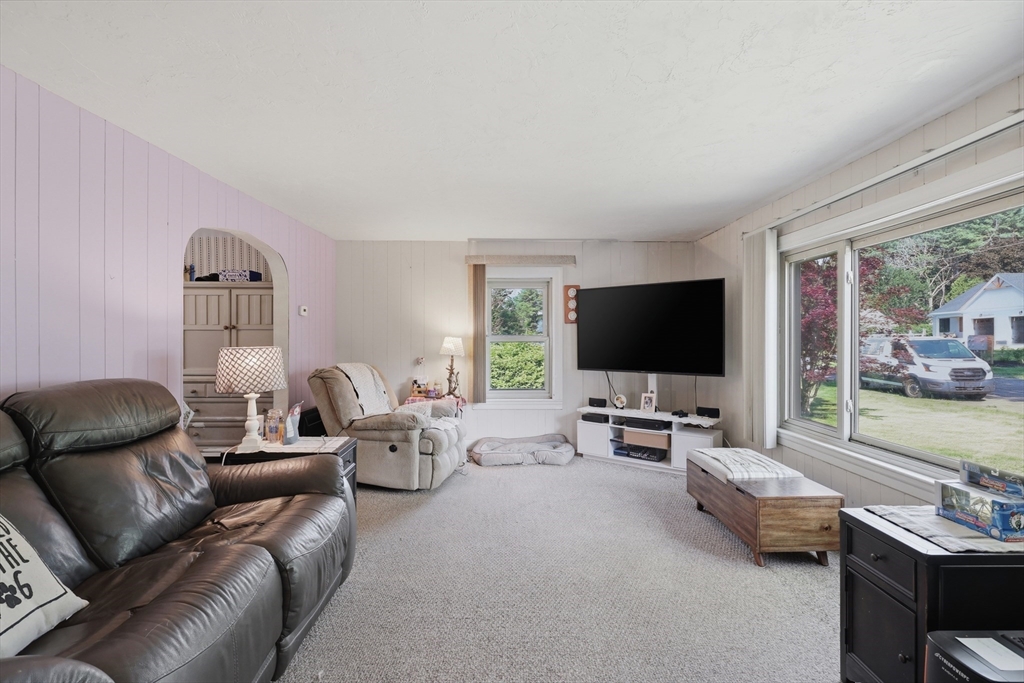 17 Buttonwood Place