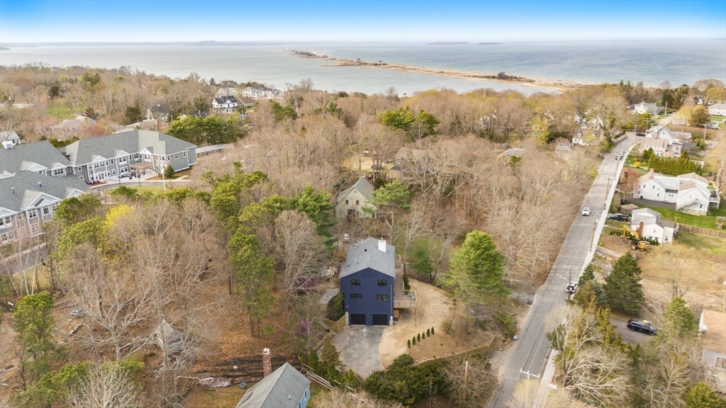37 Cliff St