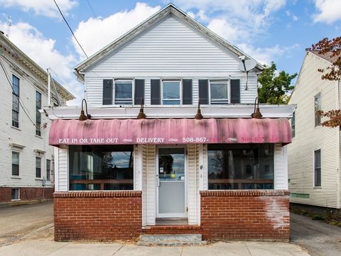 Photo of 4 E Main St, West Brookfield, MA 01585 (MLS # 73486629)