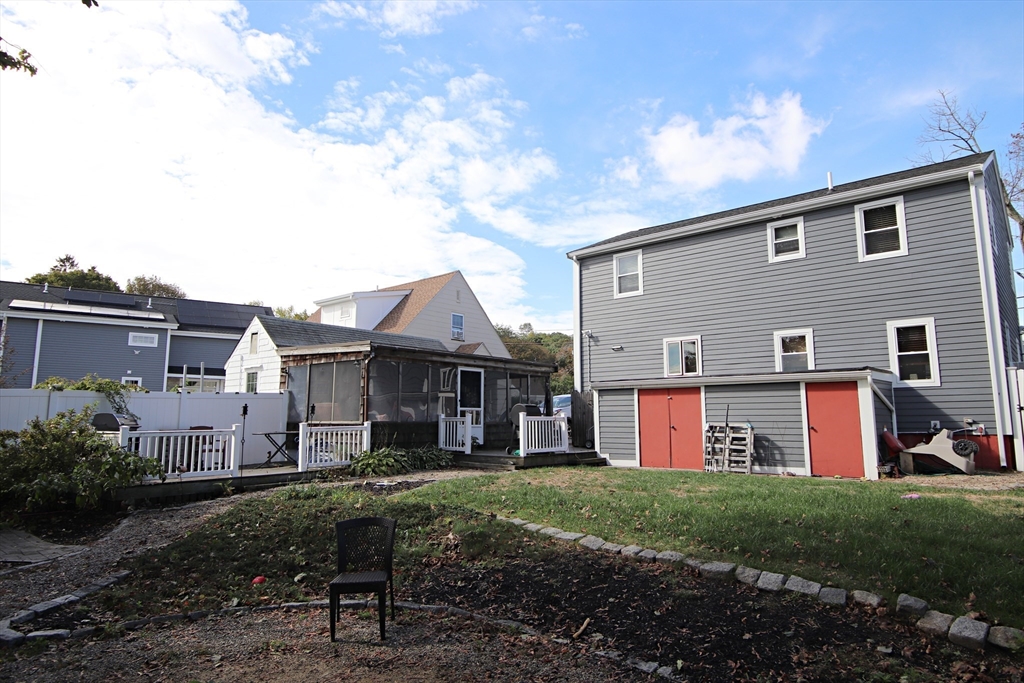 Saugus, Massachusetts 01906, United States, 4 Bedrooms Bedrooms, ,2 BathroomsBathrooms,Residential,Active,228101