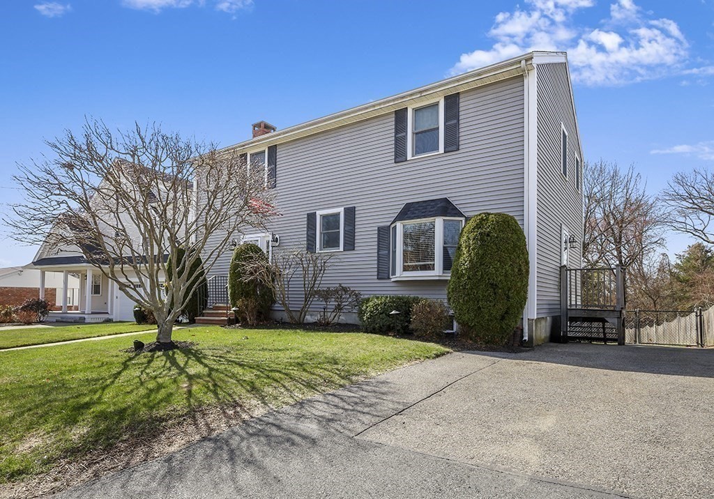 121 Adams Ave