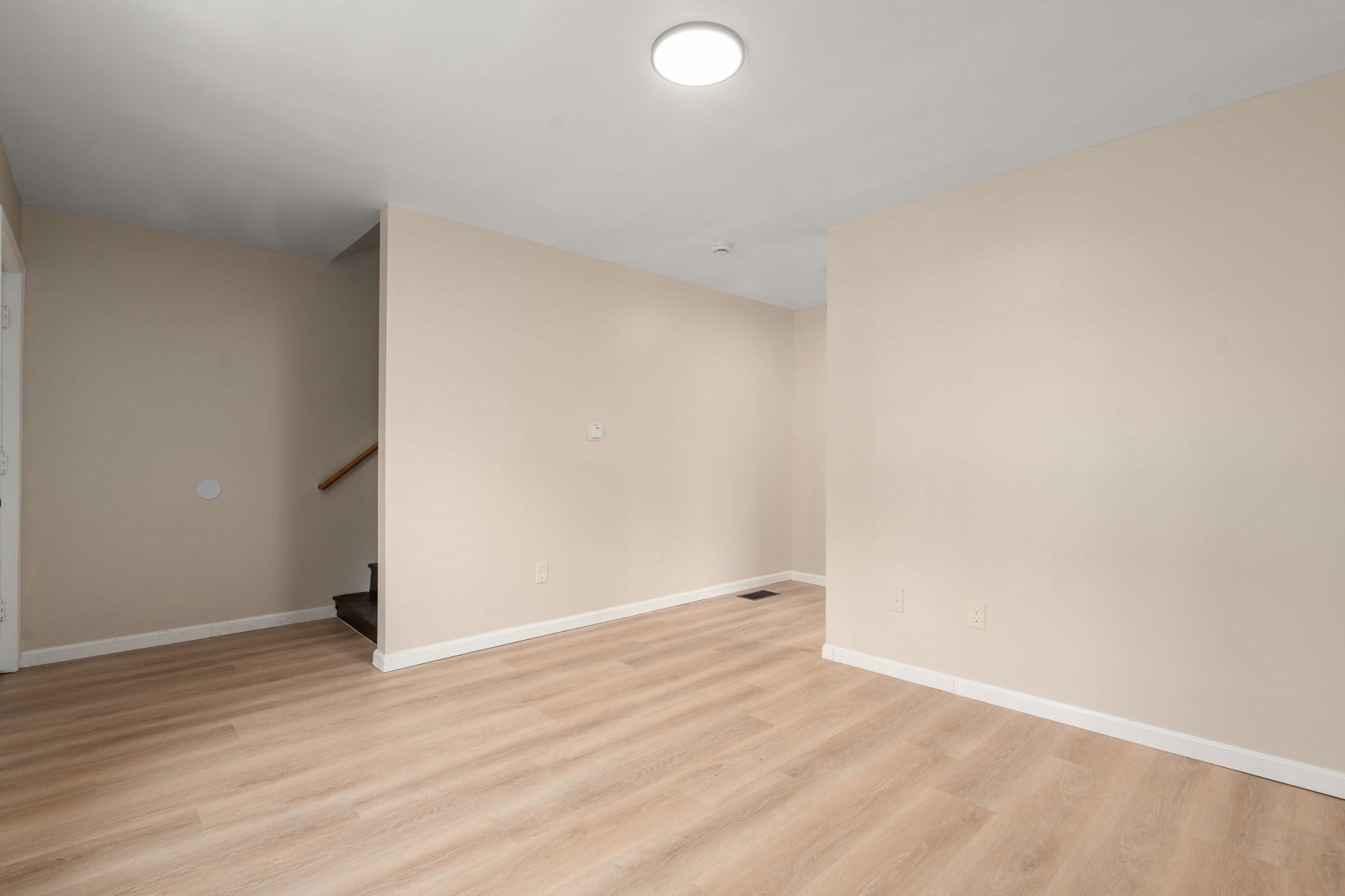 28 Dawes St, Springfield, MA, 28 Dawes St, Springfield, MA Photo #13