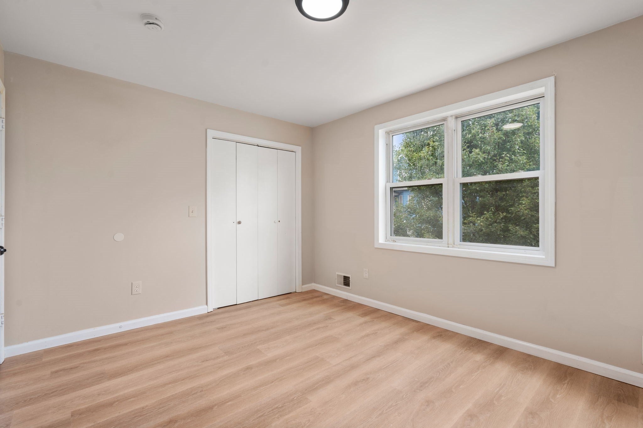 28 Dawes St, Springfield, MA, 28 Dawes St, Springfield, MA Photo #31
