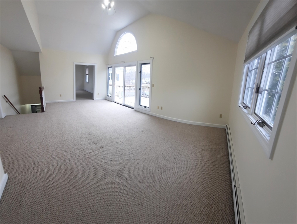 715 Main 3