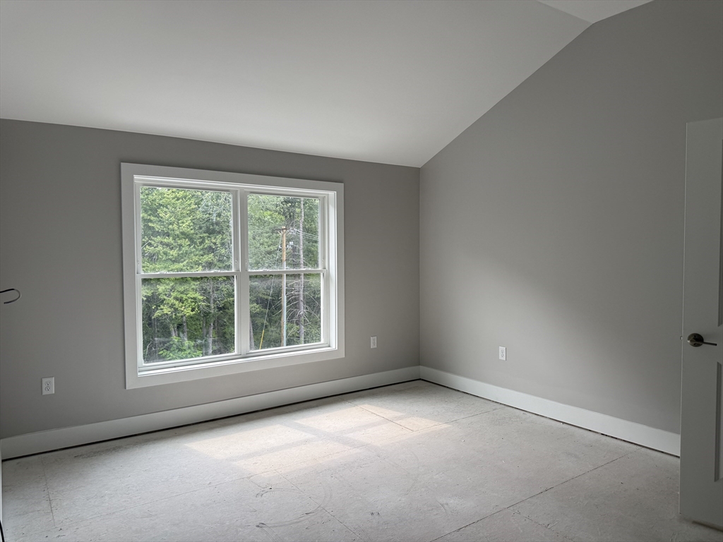 251 Sladen Street 304