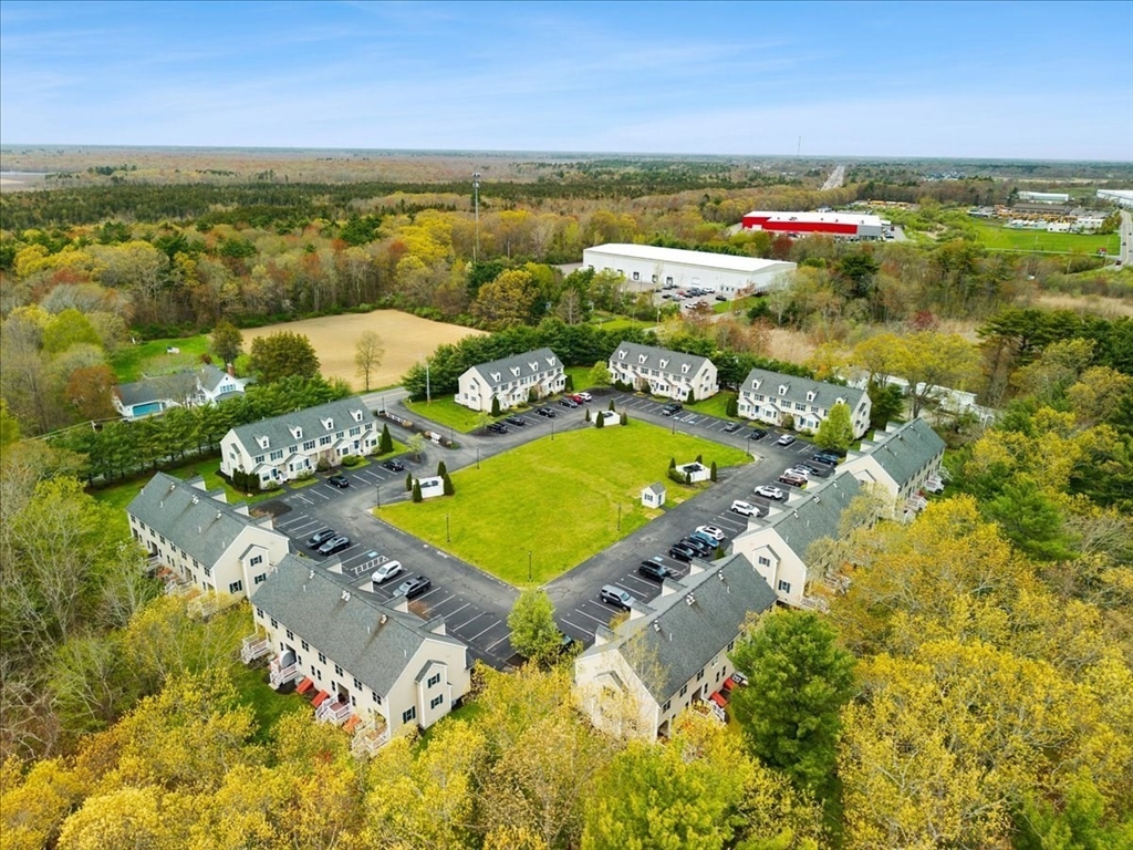 33 Old Cedar Village 33