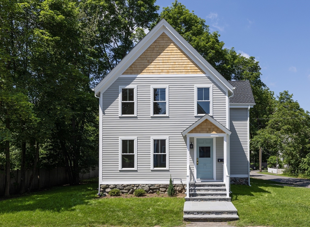 8 Florence St