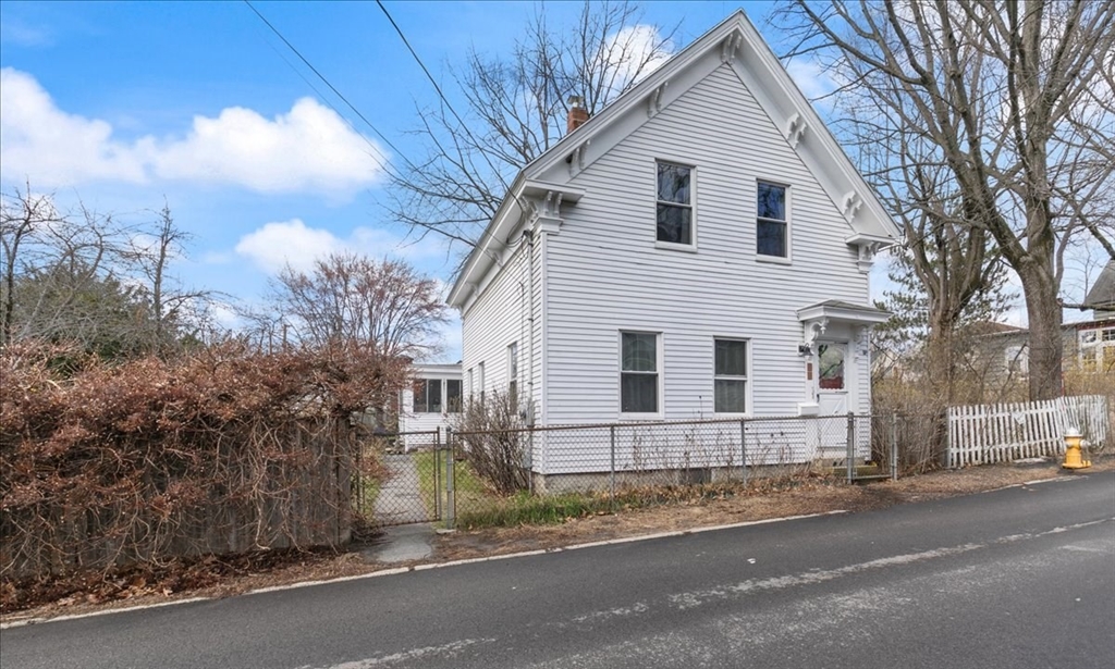 21 Border St