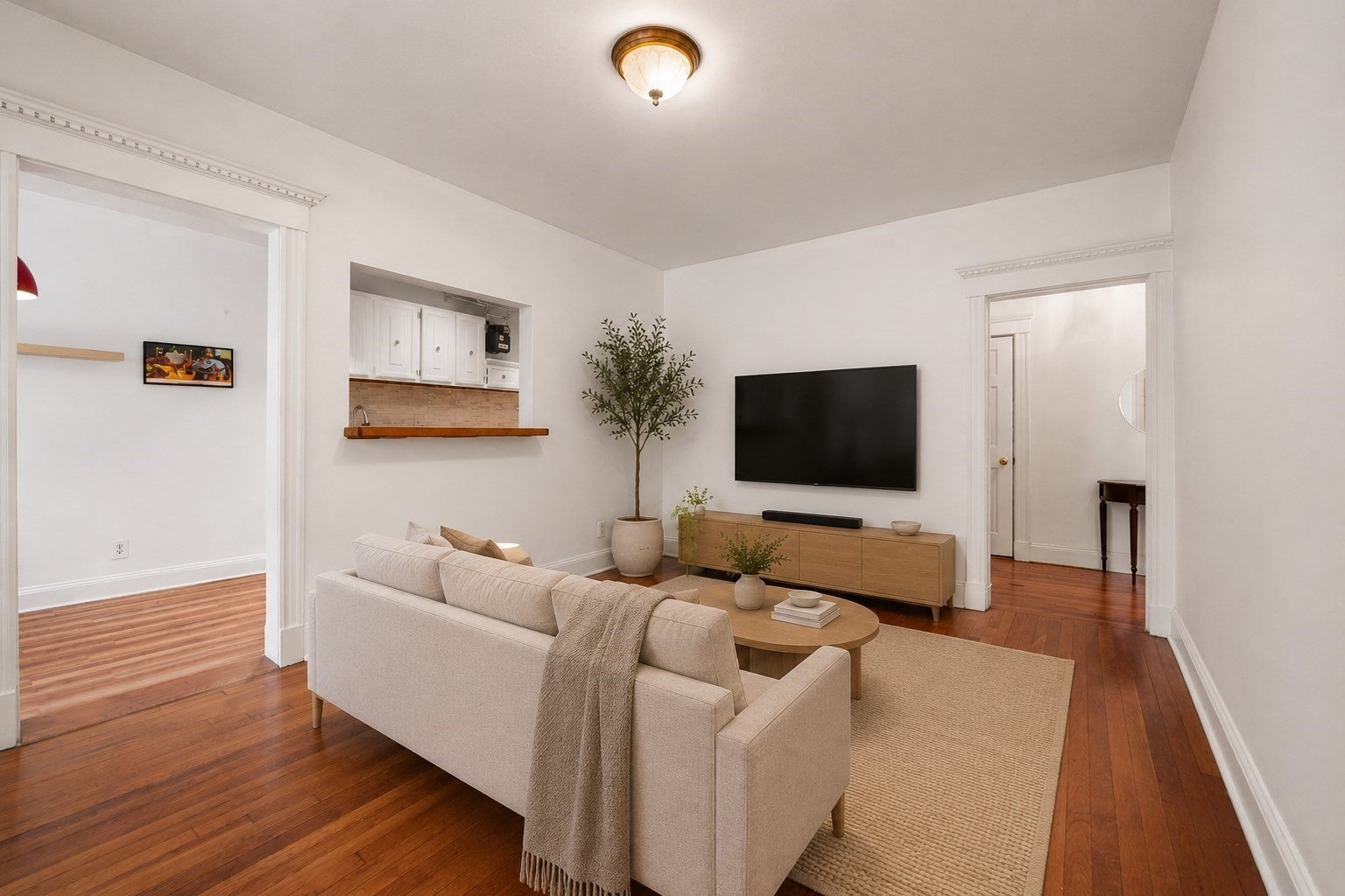 66 Queensberry St 218, Boston MA 02215