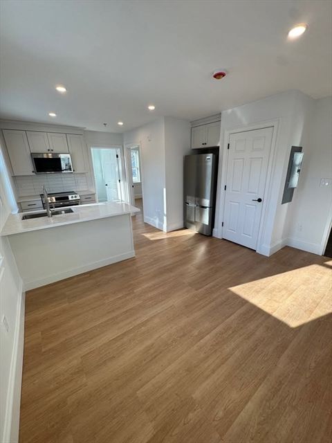 41 Elm Street 104 Andover MA 01810