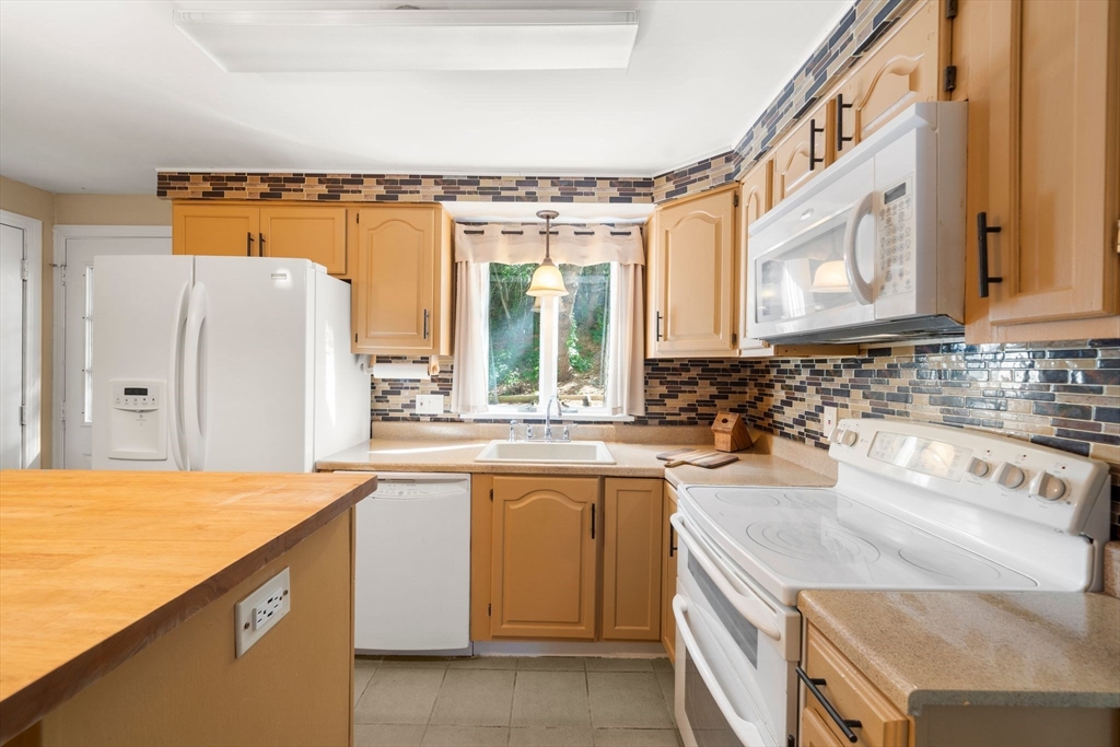 7 Ivy Cir 7