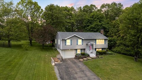 17 Nottingham Lane Haverhill MA 01835