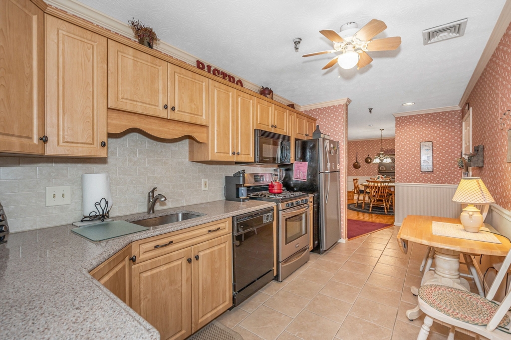 14 Dallas Dr 308