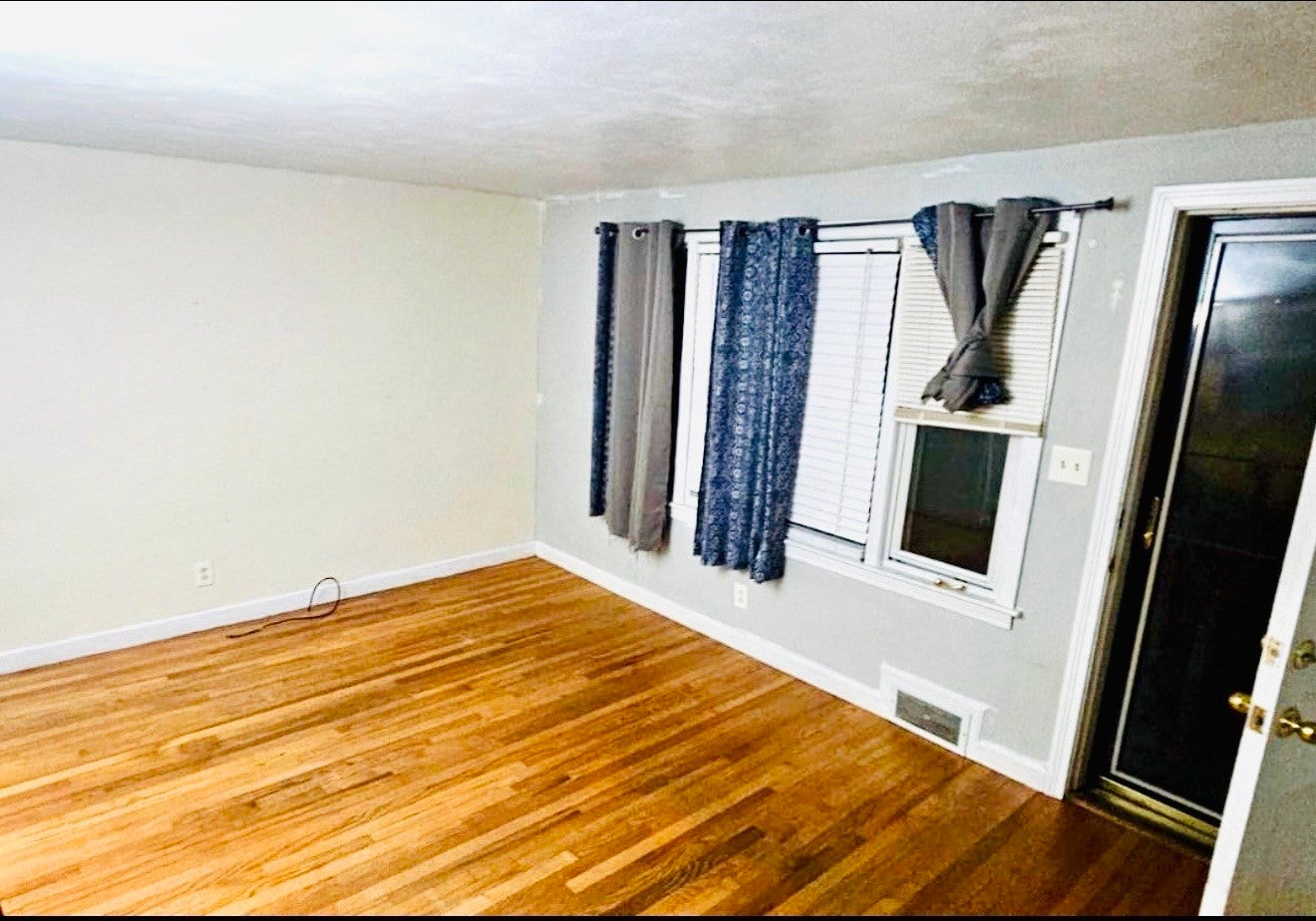 54 Georgetown St, Springfield, MA Photo #9