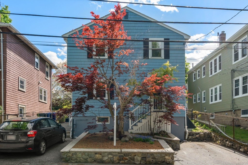 Photo of 26 Laurel Street, Arlington, MA