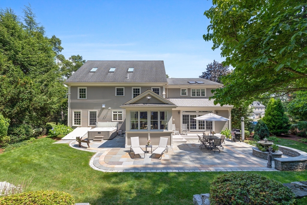 143 Lincoln Street