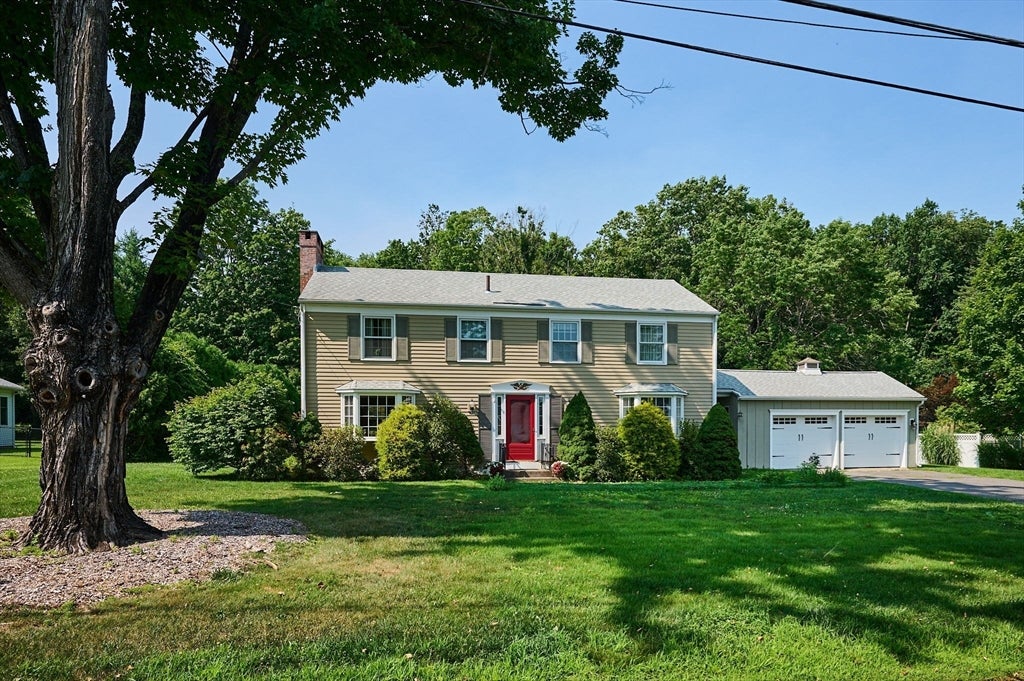 Photo of 35 Meadow Lane, Greenfield, MA
