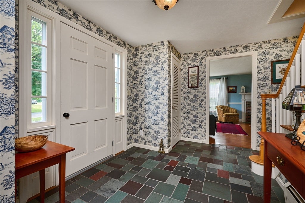 35 Meadow Lane, Greenfield, MA, 35 Meadow Lane, Greenfield, MA Photo #5