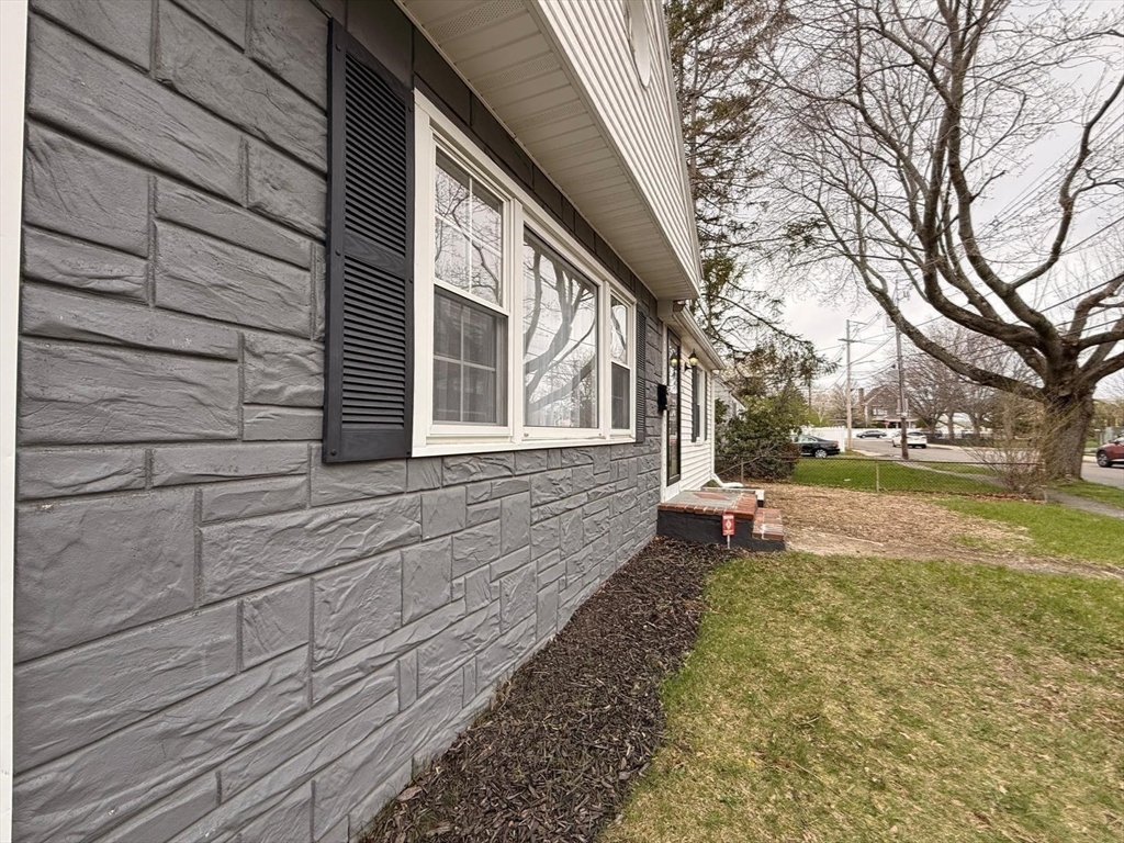 3-A Veterans Memorial Dr