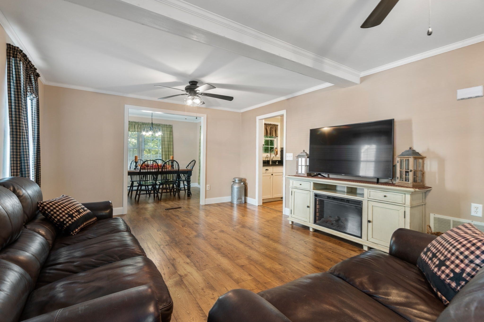 4 Williamsburg Dr, Uxbridge, MA Photo #10