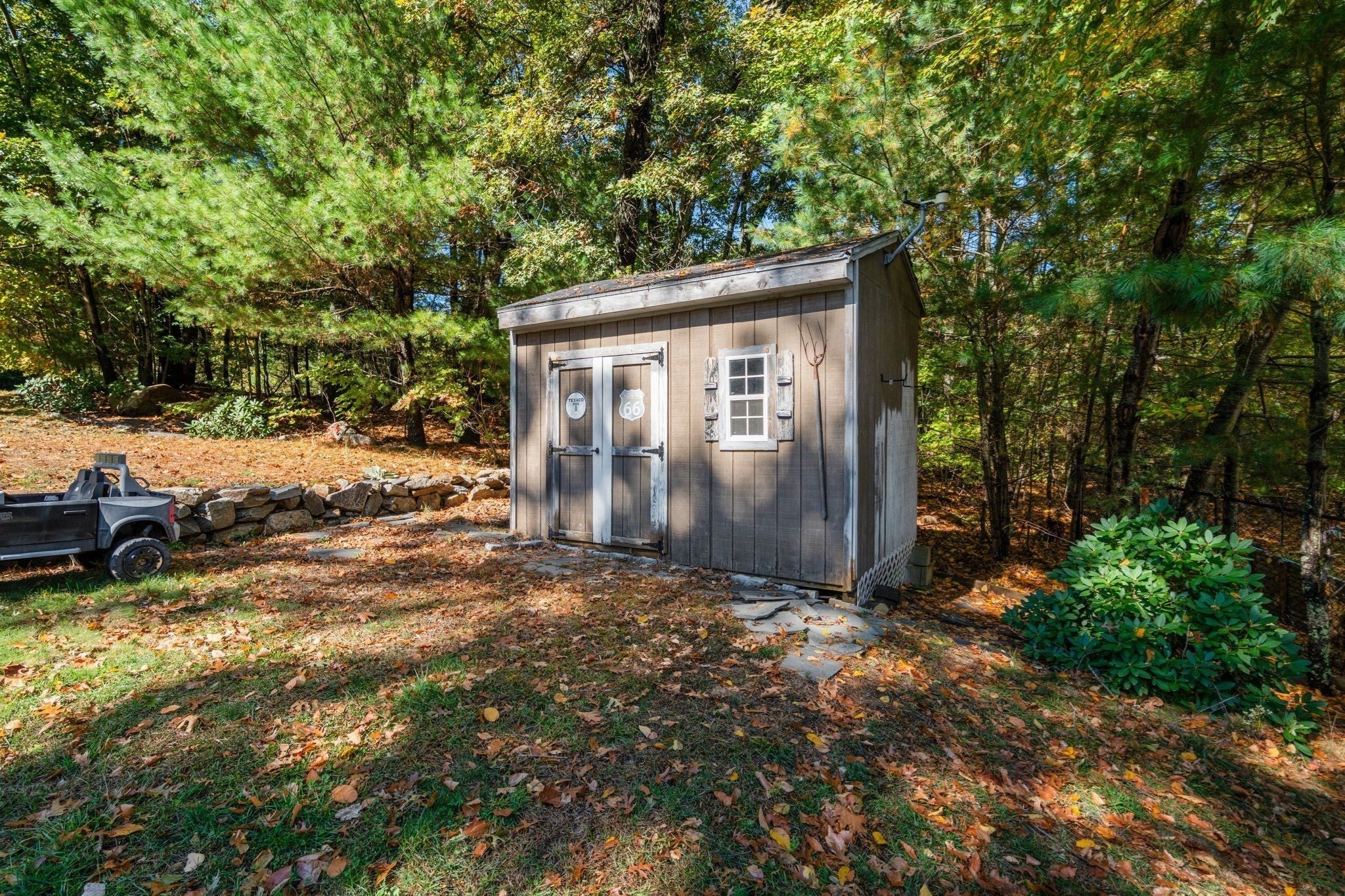 4 Williamsburg Dr, Uxbridge, MA Photo #35
