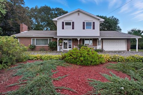 320 Fairview Avenue Chicopee MA 01013