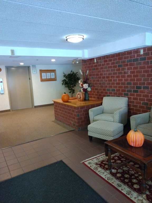 180 Green Street 314