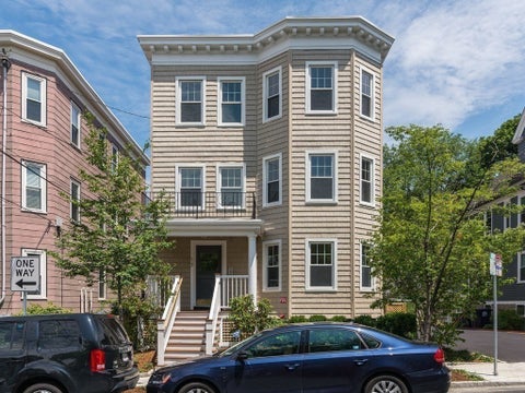 Photo of 17 Standish Street #1, Cambridge, MA 02138 (MLS # 73547226)