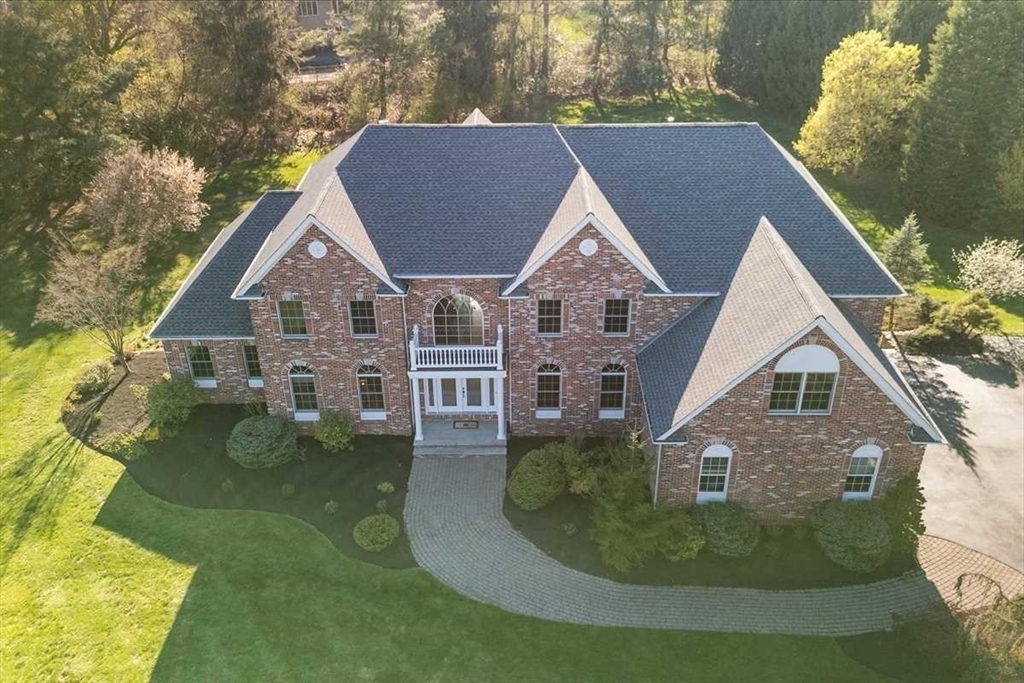 12 Arrowhead Lane